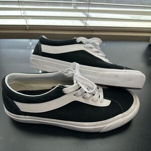Vans Bold Ni retro shoe men 7/women 8.5